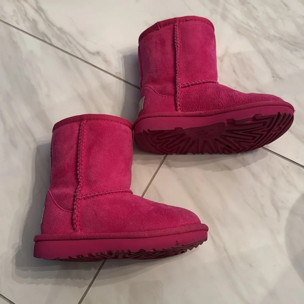 Pink Ugg Classic Kids Boot